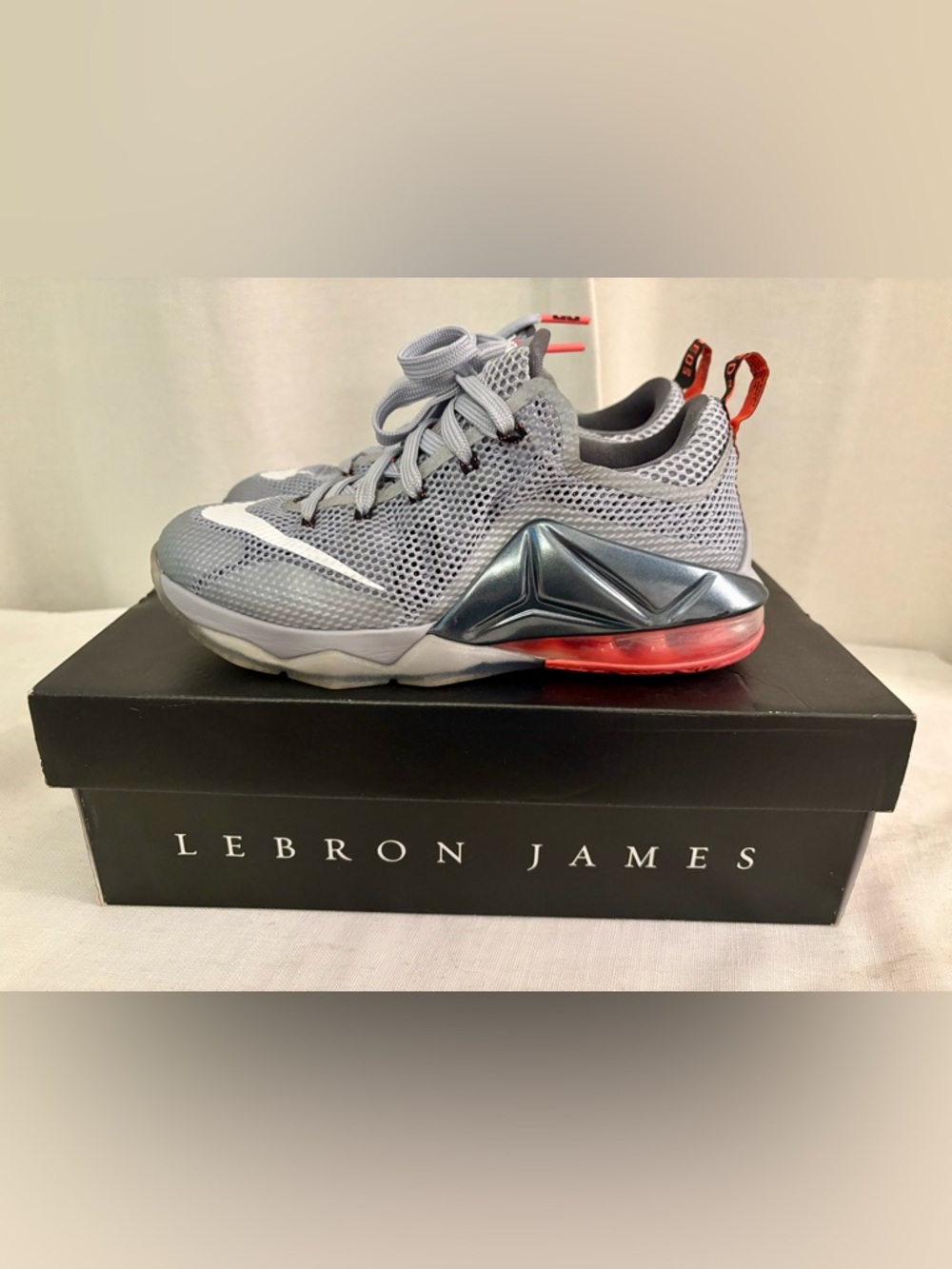 Nike LeBron XII Low GS Grey Orange Athletic Sneakers 5Y EUC w/ Box